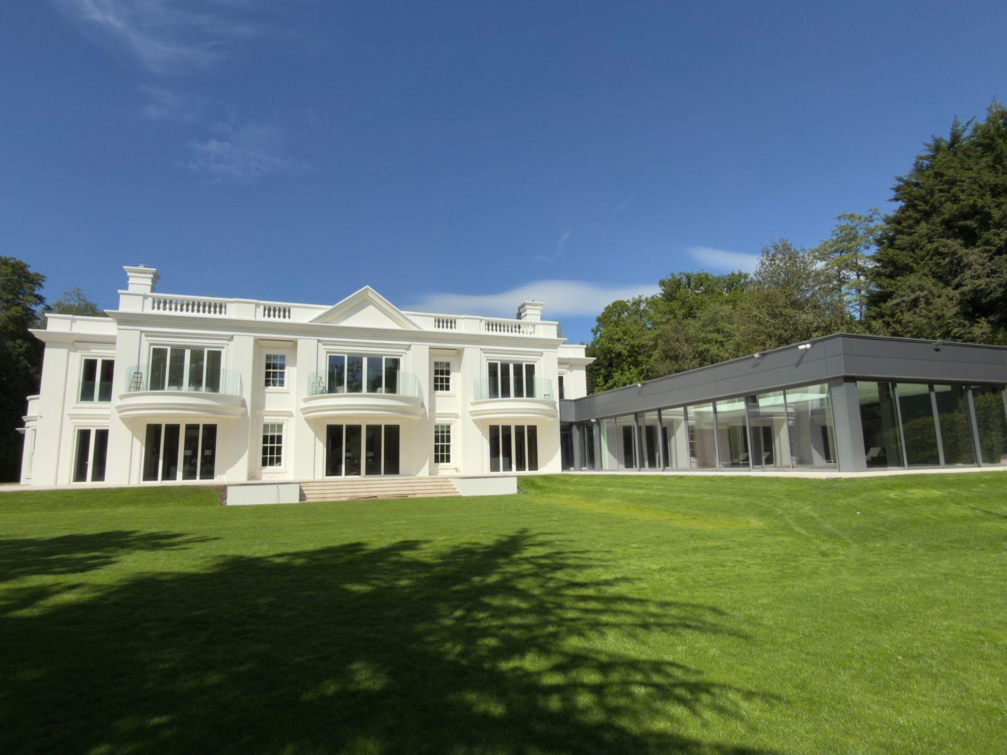 St George's Hill, Weybridge — Luxury Mansion Render Remediation & PRB Monocouche System